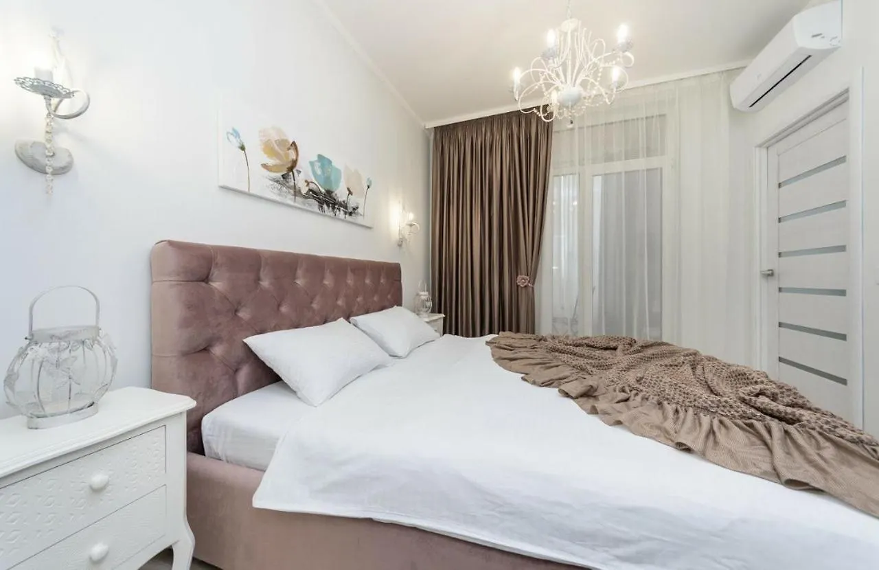 Lux Appartment, Kiev, Comfort Town 0*, Kyjev Ukrajina